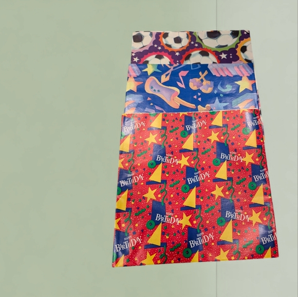 Colorful Birthday Party Napkins Set - Picture 2 of 4